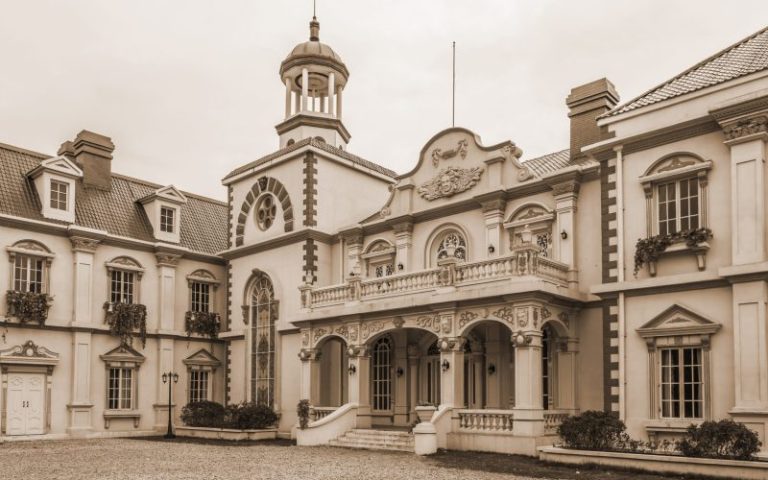 La rinascita delle ville neoclassiche: arte, design e prestigio senza tempo